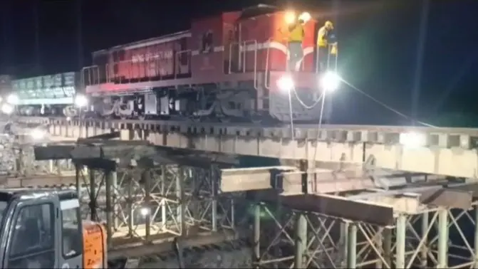 Đường sắt Bắc - Nam thông tuyến trở lại